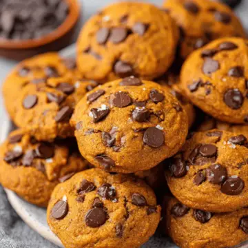 Pumpkin Chocolate Chip Cookies