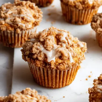 Apple Cinnamon Crumb Muffins