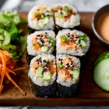 Easy Spicy Salmon Rolls with Homemade Sriracha Mayo