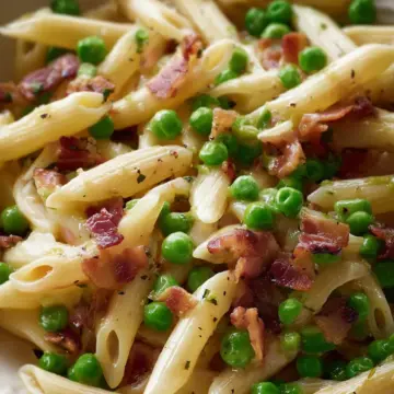 Penne Pasta, Peas and Bacon – Easy & The Best!