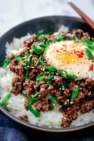 Korean Ground Beef and Rice Bowls