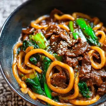 Black Pepper Beef Udon Noodles