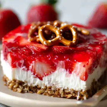 Gluten Free Strawberry Pretzel Salad