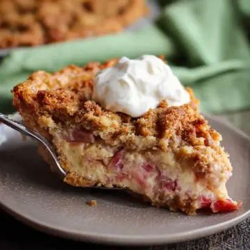 Sour Cream Rhubarb Pie