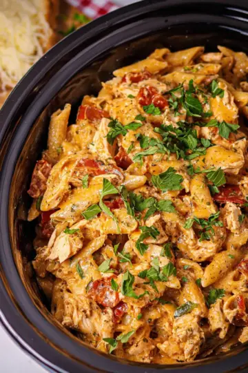 Crockpot Marry Me Chicken Pasta