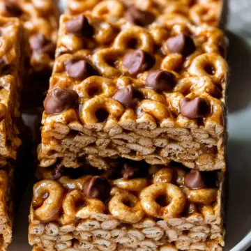 3 Ingredient No-Bake Cereal Bars Recipe