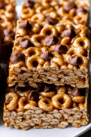 3 Ingredient No-Bake Cereal Bars Recipe