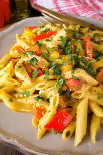 Crockpot Chicken Fajita Pasta